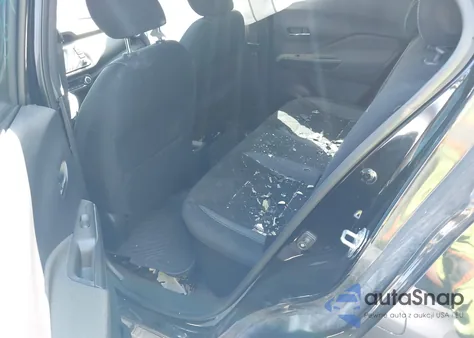 2018 Nissan Kicks S/Sr/Sv from USA, damaged, VIN 3N1CP5CU2JL506943